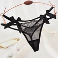 String sexy en dentelle noire pour femme avec motifs floraux et nœuds en satin - Style avec Décoration Nœud (NK1828) / Noir