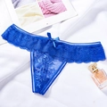 String en dentelle bleu marine pour femmes avec motifs floraux et petit nœud en satin - Style Dentelle Nœud (NK1788) / Bleu