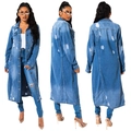 Trench lungo in denim da donna con lavaggio classico blu e dettagli strappati stile casual - S / Blu