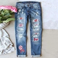 Jeans strappati da donna con motivi natalizi scozzesi rossi festivi - S / Stile Stampato Festivo Blu