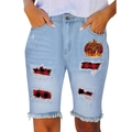 Lichtblauwe denim korte broek voor dames met pompoenprint en geruite patches - S / Lichtblauw Rood Ruit Pompoen