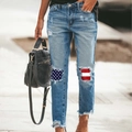 Damen Blue Mid-Waist Straight Jeans mit American Flag Patches und distressed Löchern - S / Blau