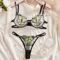 Conjunto de lencería de malla negra con bordado de mariposa verde y lazos - Estilo Bordado Mariposa (Talla S)