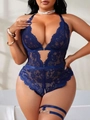 Dettaglio di body in pizzo blu scuro con scollo a V profondo e giarrettiere abbinate - 1XL / Blu navy
