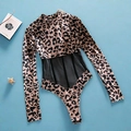 Detail des Leopard-Bodys mit transparentem Mesheinsatz und vertikalen Formstäbchen - S / Leopardenmuster