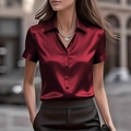 Camicia da donna in raso bordeaux a maniche corte con bottoni e colletto classico - S / Borgogna