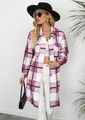Dettaglio del cappotto lungo a quadri rosa e viola con revers e tasche sul petto - S / Rosa