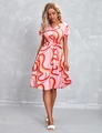 Détail d'une élégante robe rose à col en V avec imprimé vagues vintage et boutons - S / Rose(102061)