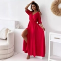 Elegantes rotes schulterfreies Maxikleid mit V-Ausschnitt Wickeloptik und Schlitz - S / Rot