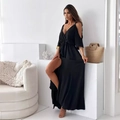 Eleganter schwarzer Maxi-Dress mit Cold-Shoulder-Design und hohem Beinschlitz - S / Schwarz