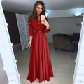 Elegante vestido largo rojo de manga larga con botones de una fila y cinturón de lazo - S / Rojo