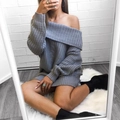 Vestido de punto oversize gris con hombros descubiertos y trenzado de manga larga - Talla única / Gris