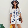 Ensemble deux pièces en lin blanc pour femme avec imprimés géométriques bleu marine et short - S / Blanc
