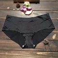 Seamless black plus size panties for women with smooth finish and cotton crotch - M / Black