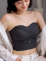 Top de encaje floral negro sin tirantes con hebilla de strass y borde festoneado - M / Negro