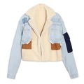 Detalle de la chaqueta patchwork de mezclilla y forro polar con bolsillos y cuello - 2XL / Azul