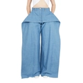 Vaqueros de pernera ancha en azul claro con una silueta oversize de estilo vanguardia - S / Azul