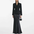 Details eines Sets aus schwarzem Tweed-Peplum-Blazer und langem Satinrock für Damen - S / Schwarz