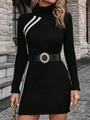 Abito a maglia nero aderente a maniche lunghe con collo alto, strisce laterali e cintura larga - S / Nero