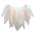 Detalle de chal de malla blanca con bordes de pétalos y lentejuelas degradadas rosa - Blanco Irisado