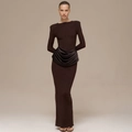 Elegante donkerbruine maxi-jurk met lange mouwen en satijnen gedrapeerd taille-detail - S / koffiekleur