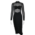 Vestido negro ajustado con mangas de malla transparente y elegantes detalles fruncidos - S / Negro