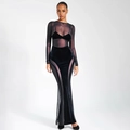 Detail der transparenten Mesh-Einsätze und Samtstoff am sexy enganliegenden Kleid - L / Schwarz