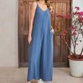 Hellblauer V-Ausschnitt Spaghetti-Träger Jumpsuit mit weitem Bein und Seitentaschen - XS / Blau