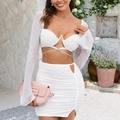 Completo bianco a due pezzi con maniche in tulle, gonna arricciata e scollo a V - XS / Bianco