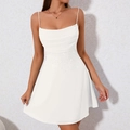 Abito corto bianco in chiffon senza maniche con paillettes e spalline scoperte - S / Bianco