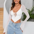 Witte crop top met mesh mouwen, diepe V-hals en trekkoord detail aan de voorkant - XS / Wit