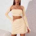 Drei-teiliges Set aus Mesh-Halterneck-Top und Minirock in sanftem Beige für Damen - XS / Gebrochenes Weiß
