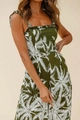 Dunkelgrüner Boho-Jumpsuit mit weißem Palmenprint und Rüschenschultergurten - S / Olivgrün