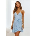 Himmelblaues Mini-Spitzenkleid mit V-Ausschnitt, Trägern, Volants und Taillenband - L / Hellblau