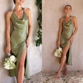 Salbeigrünes Satin-Maxikleid mit Wasserfall-Ausschnitt, Halter-Top und Schlitz - S / Olivgrün