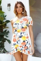 Weißes Minikleid mit Zitrusprint, One-Shoulder-Schnitt und modischem Taillenausschnitt - S / Zitrusdruck