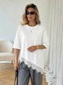 Weißes Oversize T-Shirt für Damen mit asymmetrischem floralem Spitzensaum und Rundhals - S / Weiß