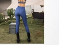 Leggings yoga blu a vita alta effetto denim con tasche laterali per fitness e palestra - S / Bottoms / Blu Zaffiro