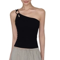 Detail eines schwarzen One-Shoulder-Yogatoberteils mit dekorativem Schildpattring und Ausschnitt - S / Schwarz