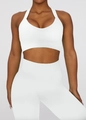 Weißes nahtloses Yoga-Set mit Halterneck-Sport-BH und hoch taillierten Leggings - S / Weiß