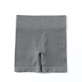 Pantaloncini fitness senza cuciture a vita alta grigio scuro a coste per lo yoga - Taglia S / Pantaloni e gonne / Grigio