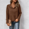 Damen-Sweatshirt in Braun aus strukturiertem Jacquard-Stoff mit schickem Knopfkragen-Design - Kaffeebraun