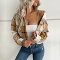 Cardigan da donna in flanella spazzolata con motivo a quadri giallo, bianco e nero - S / Cachi