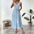 Vestido largo azul claro sin mangas con cuello en V, botones y cordón en la cintura - S / Azul Claro