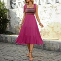 Abito estivo boho rosa scuro con ricami geometrici colorati e spalline sottili - S / Rosa Rosso