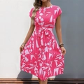 Robe plissée fuchsia à manches courtes avec imprimés géométriques et ceinture assortie - Rose rouge