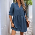 Abito a camicia casual da donna blu con scollo a V, maniche medie e bottoni frontali - S / Blu