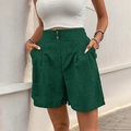 Damen Shorts mit hoher Taille in Dunkelgrün mit Doppelknopf-Detail und Falten-Design - Dunkelgrün