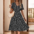 Damen V-Ausschnitt Kleid mit schwarz-weißem Punktemuster und Rüschenärmeln - S / Schwarz
