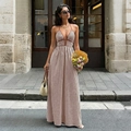 Maxikleid mit tiefem V-Ausschnitt, Neckholder und braun-weißen Längsstreifen für den Sommer - S / Kaffeebraun